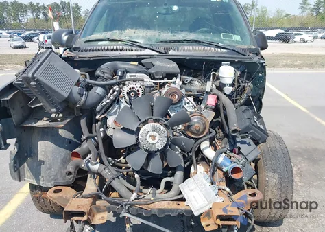 2004 Chevrolet Silverado 2500Hd Ls from USA, damaged, VIN 1GCHK29254E350326